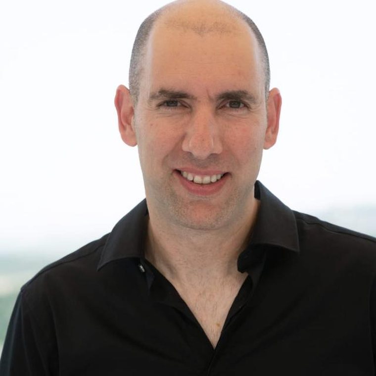 אבי ששון — מייסד האקדמיה לאופציות ומנטור